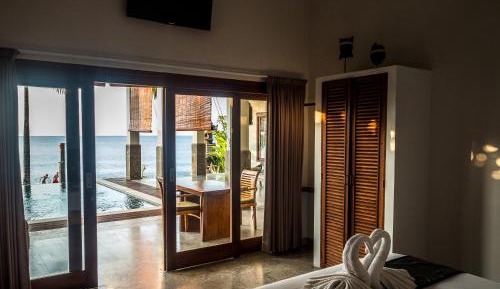 Deluxe Double Room with Pool and Sea view