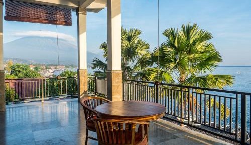 Deluxe Double Room with Balcony and Sea View