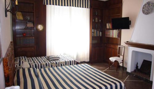 Quadruple Room with Bathroom