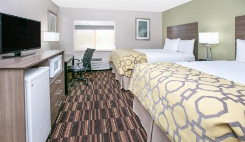 Queen Room with Two Queen Beds - Non-Smoking