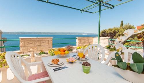 Apartment with Terrace
