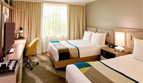 Deluxe Queen Room with Two Queen Beds