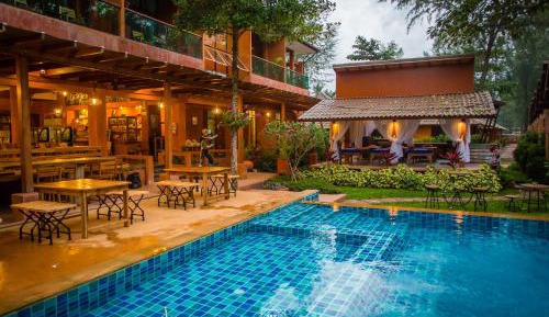 Double Room with Pool View