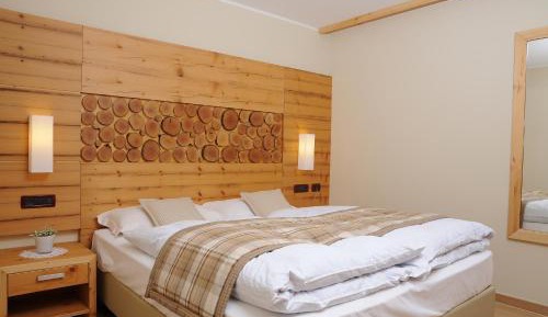 Comfort Two-Bedroom Apartment - Via 4 Novembre 68 