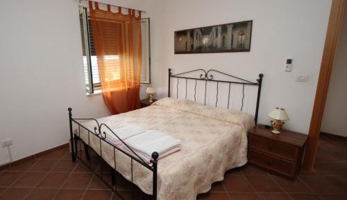 One-Bedroom Apartment (4 Adults)