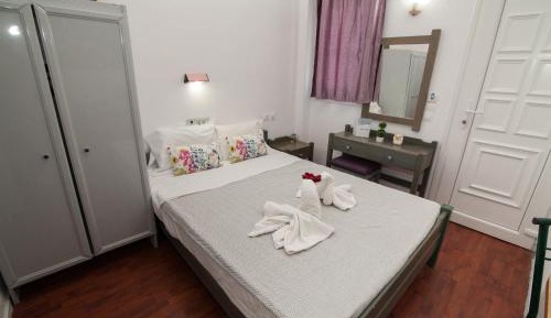 Studio (1 Adult)