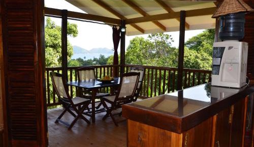 One-Bedroom Bungalow