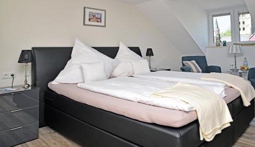 Triple Room with Bathroom