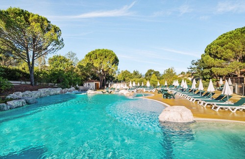 Rouret Hotel | Sowell Family le Vallon