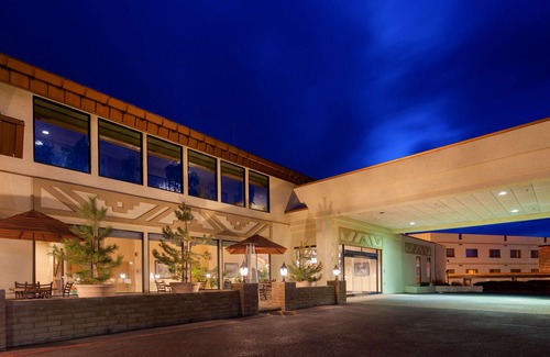 Tusayan Hotel | Best Western Premier Grand Canyon Squire Inn