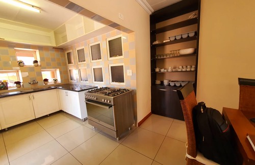 Mahikeng Hotel | 2 People Room in One of The Select Guesthouses in Mahikeng