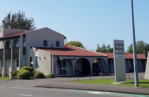 Palmerston North Hotel | Aztec Motel