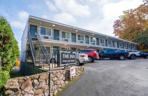 Goose Hollow Hotel | Park Lane Suites & Inn
