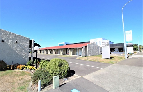Palmerston North Hotel | Aztec Motel