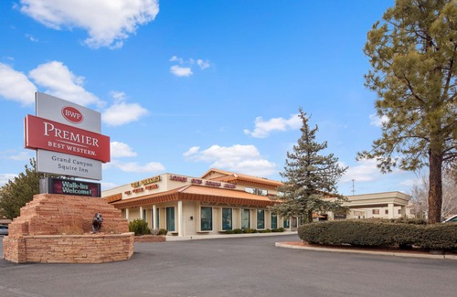 Tusayan Hotel | Best Western Premier Grand Canyon Squire Inn