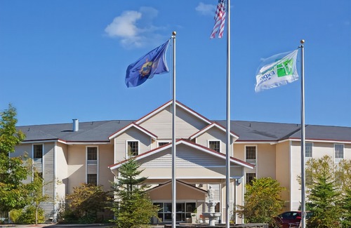 Brattleboro Hotel | Holiday Inn Express Hotel & Suites Brattleboro, an Ihg Hotel