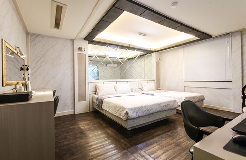 Chinju Hotel | Jinju Casa