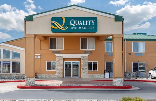Limon Hotel | Quality Inn & Suites Limon