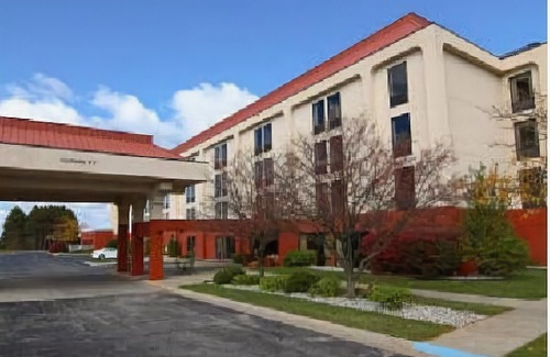 Cadillac Hotel | Hampton Inn Cadillac