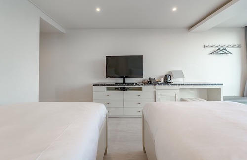 Sacheon Hotel | Owl Hotel