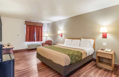 Sedalia Hotel | Econo Lodge Truman Inn