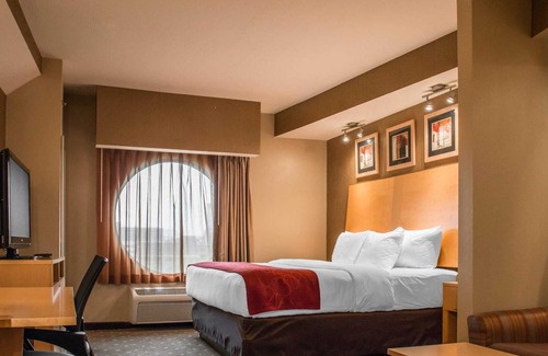 Monroeville Hotel | Comfort Suites Monroeville