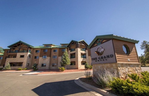 Tusayan Hotel | The Grand Hotel at the Grand Canyon