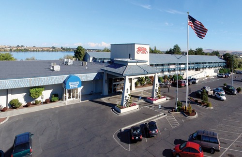 South Richland Hotel | Riverfront Hotel, SureStay Collection by Best Western