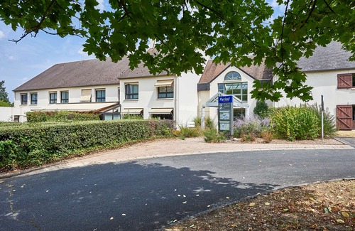 Nouan-sur-Loire Hotel | Kyriad Blois Sud