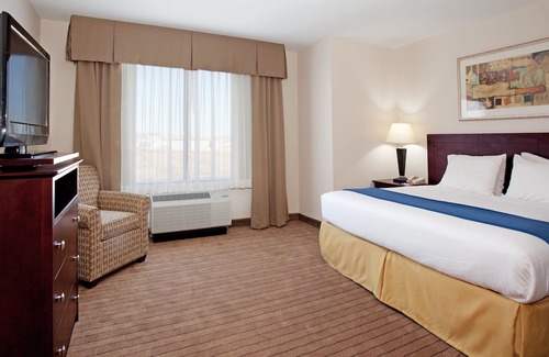 Buffalo Hotel | Holiday Inn Express Buffalo, an Ihg Hotel