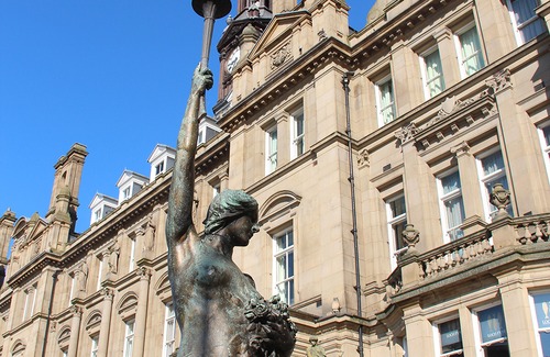 Leeds City Center Hotel | Quebecs Luxury Apartments
