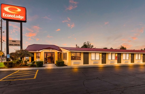 Norwalk Hotel | Econo Lodge Norwalk