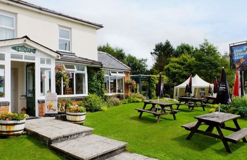 Llanwrtyd Wells Hotel | The Trout Inn