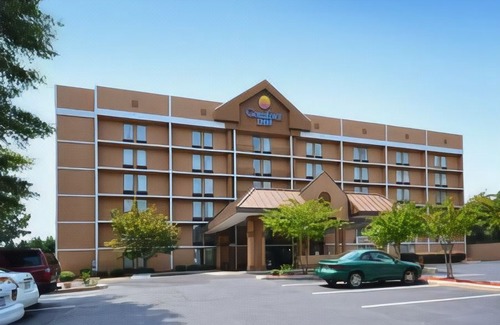 Executive Park Hotel | Comfort Inn Charlotte Airport Uptown