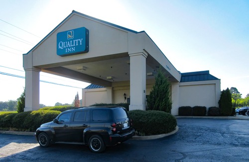 Holly Springs Hotel | Quality Inn Holly Springs South