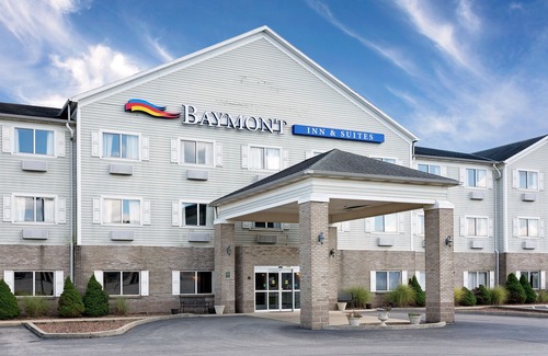 Greendale Hotel | Baymont by Wyndham Lawrenceburg