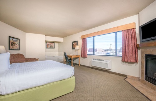 Pampa Hotel | AmericInn by Wyndham Pampa Event Center