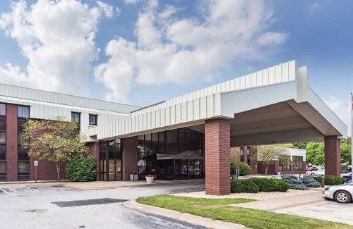 Bettendorf Hotel | Ramada by Wyndham Bettendorf