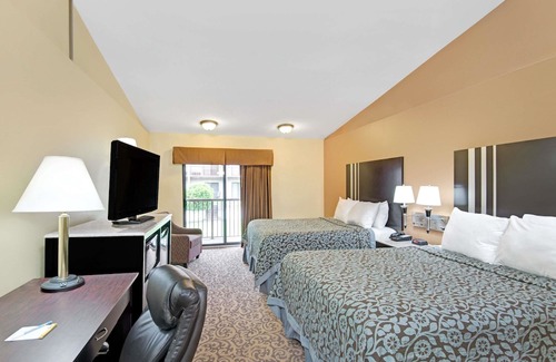 Washington Hotel | Days Inn by Wyndham Washington