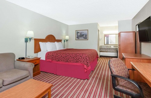 Portland Hotel | Days Inn by Wyndham Portland/Corpus Christi