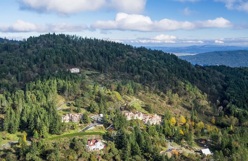 Malahat Hotel | Villa Eyrie Resort