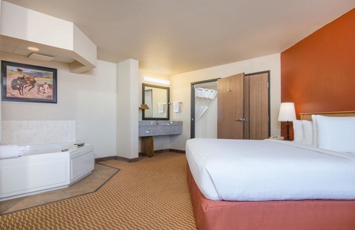 Pampa Hotel | AmericInn by Wyndham Pampa Event Center
