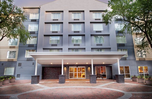 Buckhead Village Hotel | Fairfield Inn & Suites by Marriott Atlanta Buckhead