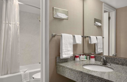 Washington Hotel | Ramada by Wyndham Washington