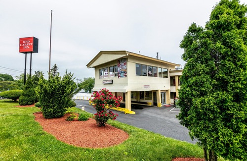 Cove - East Side - Shippan Hotel | Red Carpet Inn - Stamford
