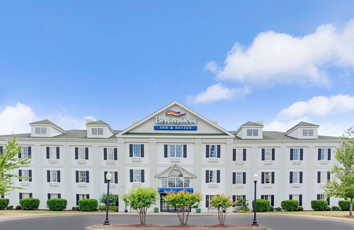 Pearl Hotel | Baymont by Wyndham Pearl