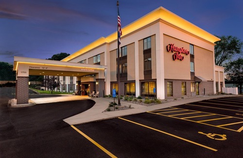 Rochester Hotel | Hampton Inn Rochester