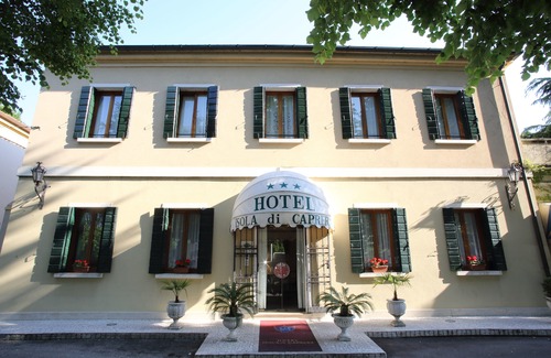 Grantortino di Gazzo Hotel | Hotel Isola di Caprera