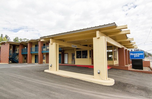 Flagstaff Hotel | Rodeway Inn Flagstaff East Route 66