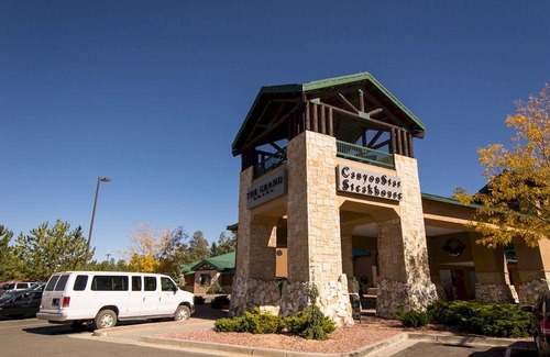 Tusayan Hotel | The Grand Hotel at the Grand Canyon
